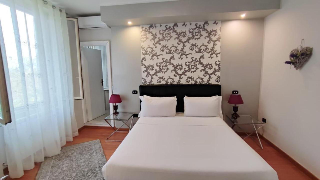 Il Roseto Bed & Breakfast Frosinone Luaran gambar